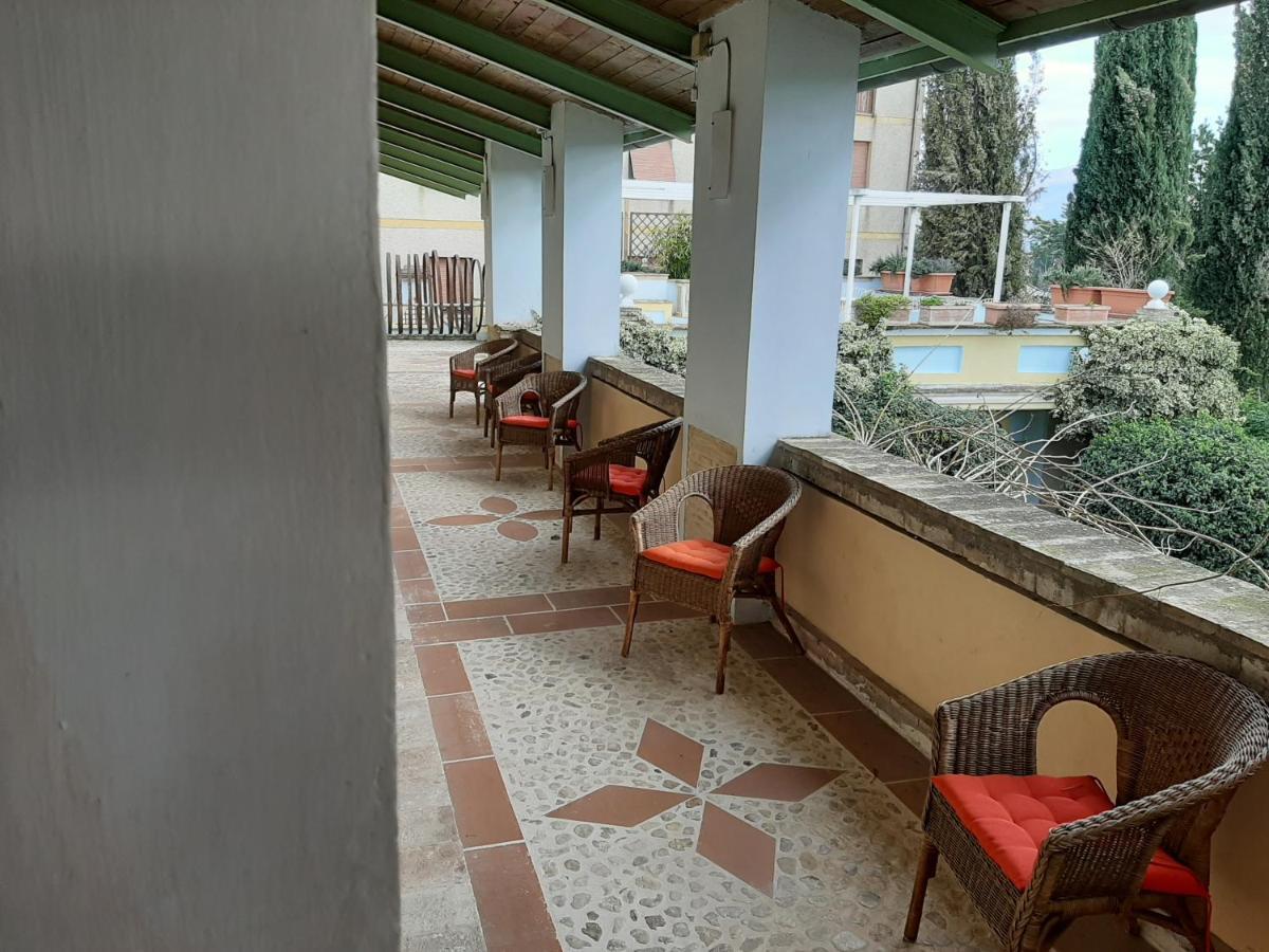 Subretia Residenze Di Campagna Aparthotel Fabbri Ngoại thất bức ảnh